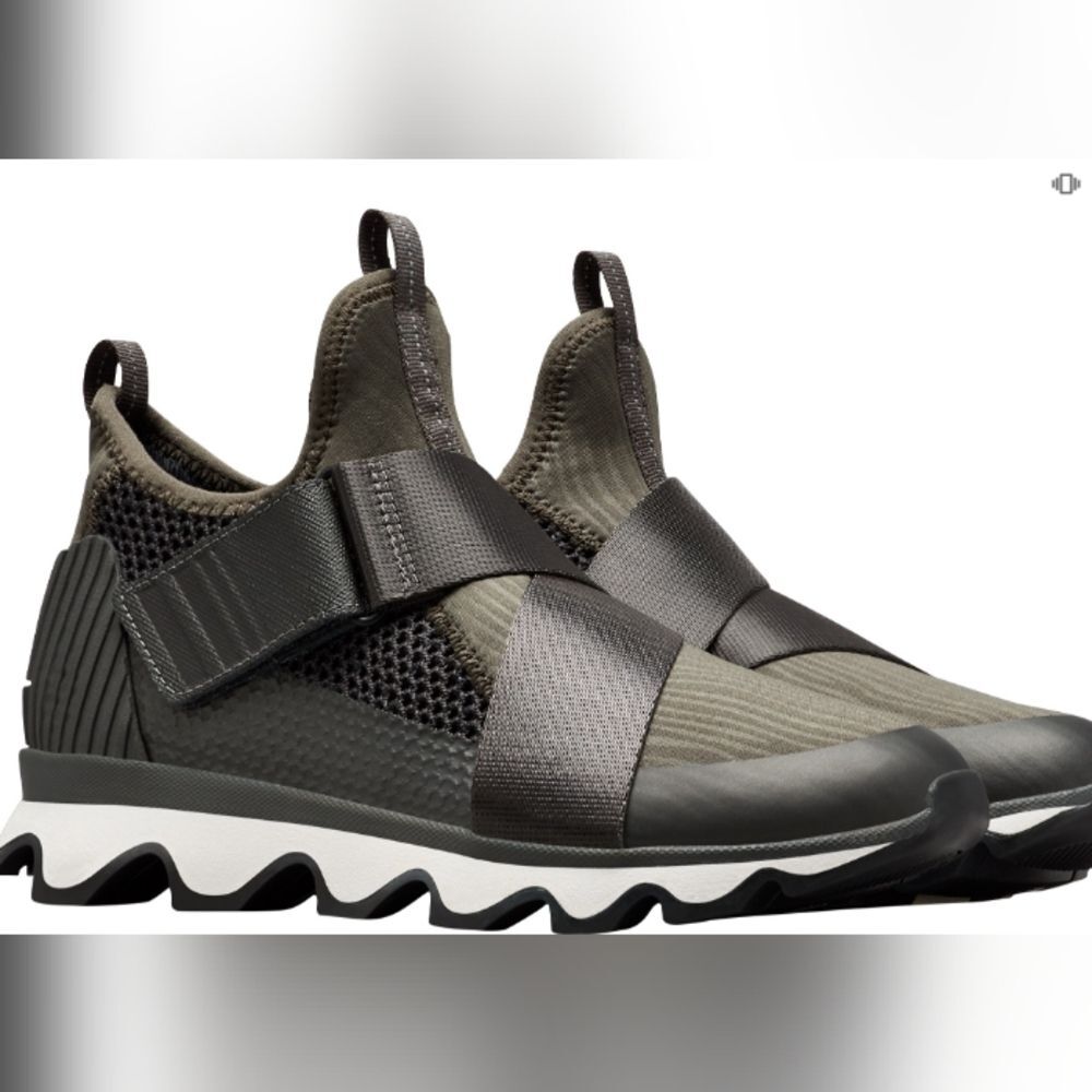 Sorel Kinetic Alpine Tundra Women's 7.5 Mesh Sneakers